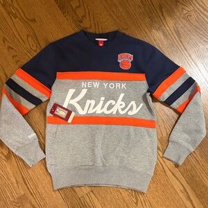 New York Knicks women’s crew neck sweatshirt - Never worn!